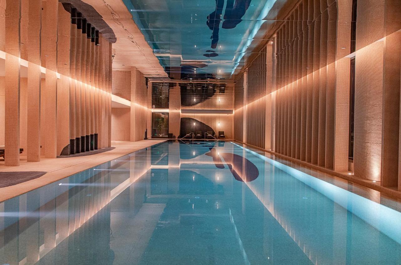 Mumian Beijing Daxing International Airport, Part Of Hyatt Hotel Bagian luar foto The pool at The Standard London